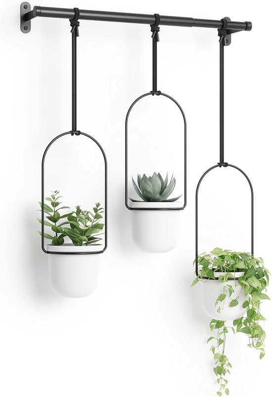 ferm LIVING Uma Balkon Plantenbak S - Zwart kopen? Shop bij fonQ