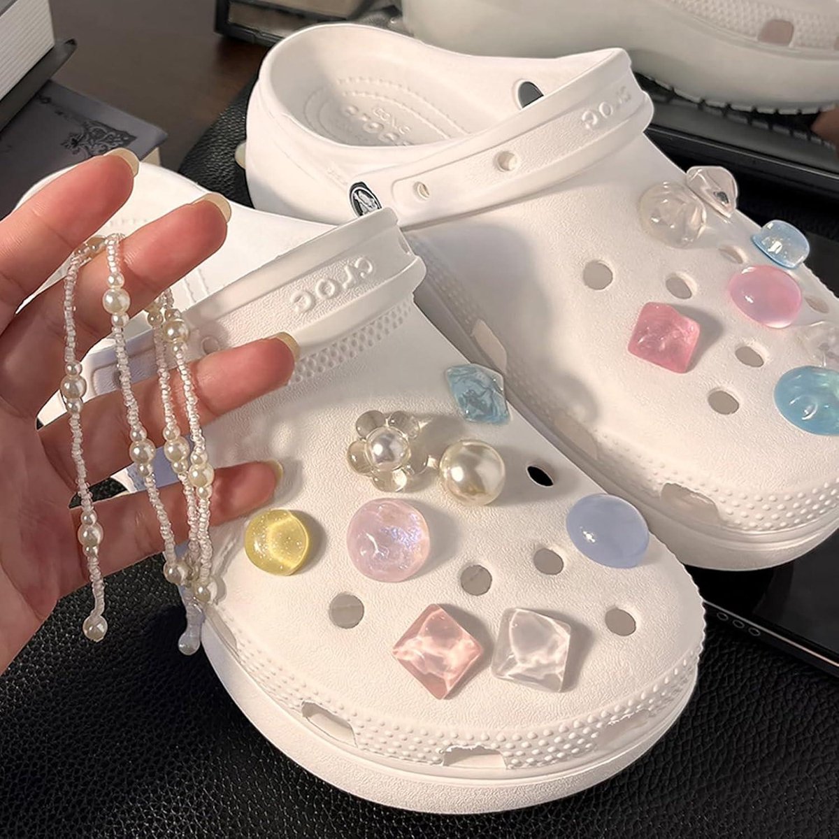 BSITSSS Schoendecoratie bedels voor Croc bedels, Schoenbedels, PVC schoenbedels voor Croc, Cartoon schoenaccessoires voor kerstfeestgunst, Small, ABS