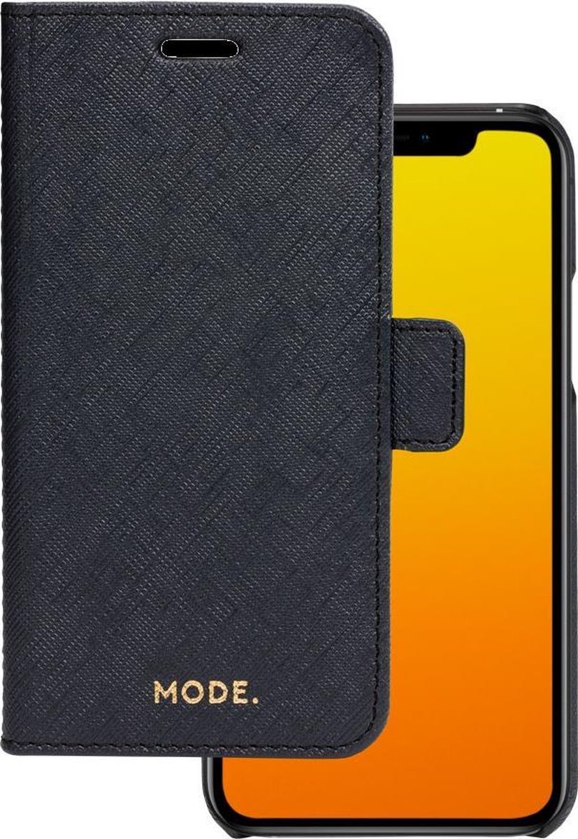 iPhone 11 Pro Max Bookcase hoesje - dbramante1928 - Effen Zwart - Leer