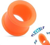 6 mm Double-flared Tunnel soft silicone oranje ©LMPiercings