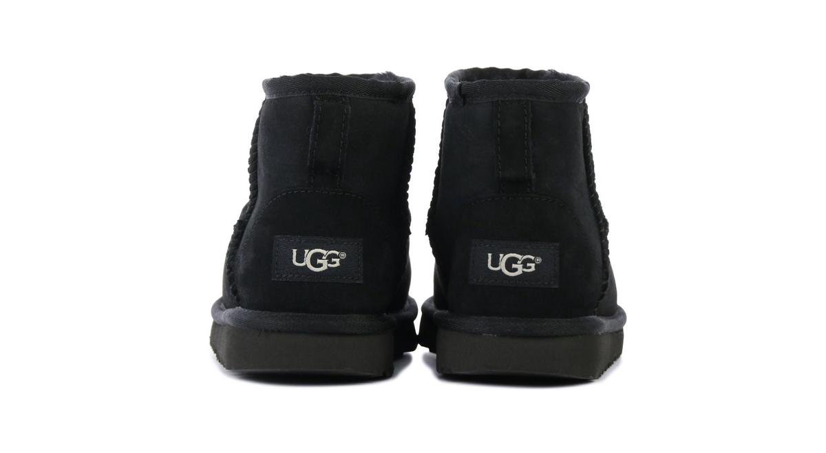 UGG Enkellaarzen Unisex - Zwart - Maat 32 | bol.com