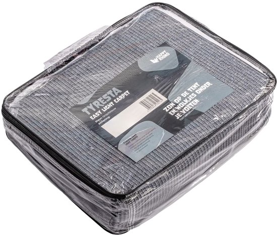 Grijs 'Tyresta Easy Light Carpet' opgevouwen in een doorzichtige draagtas met handvat.