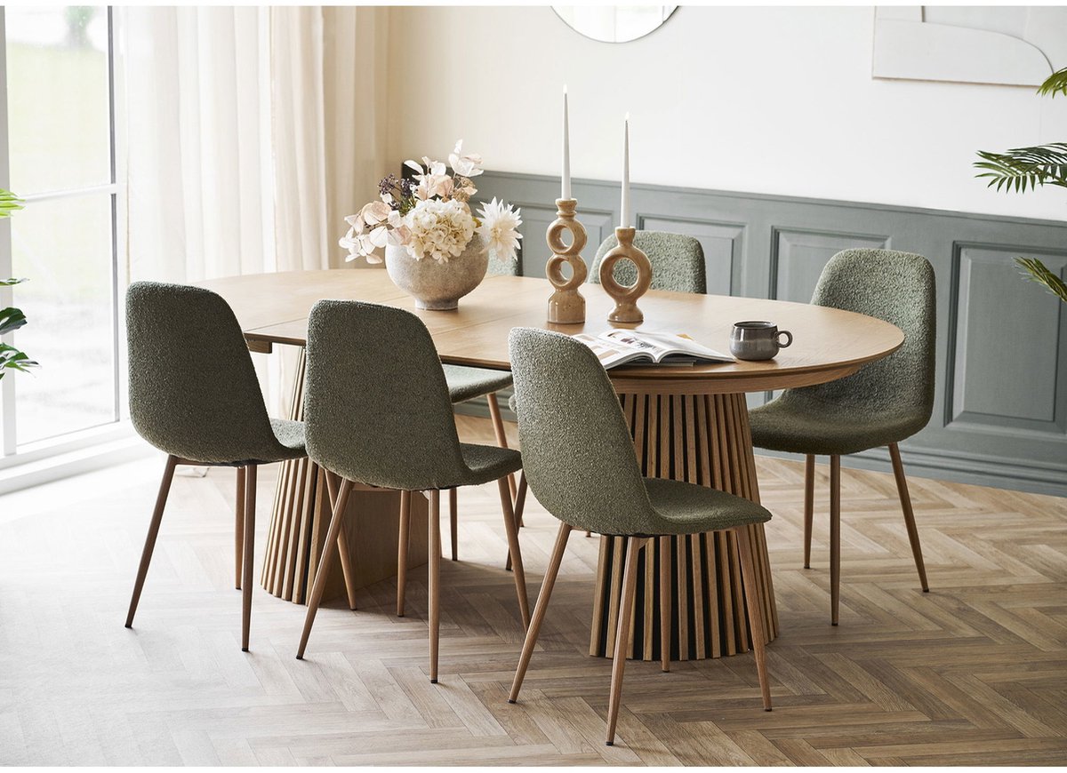 House Nordic Osaka eethoek 1 eettafel eikenfineer en 6 stoelen donkergroen.
