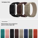 Weergave van verschillende Polar Loop bandkleuren: zwart, bruin, beige. Ook losse bandjes in diverse kleuren.