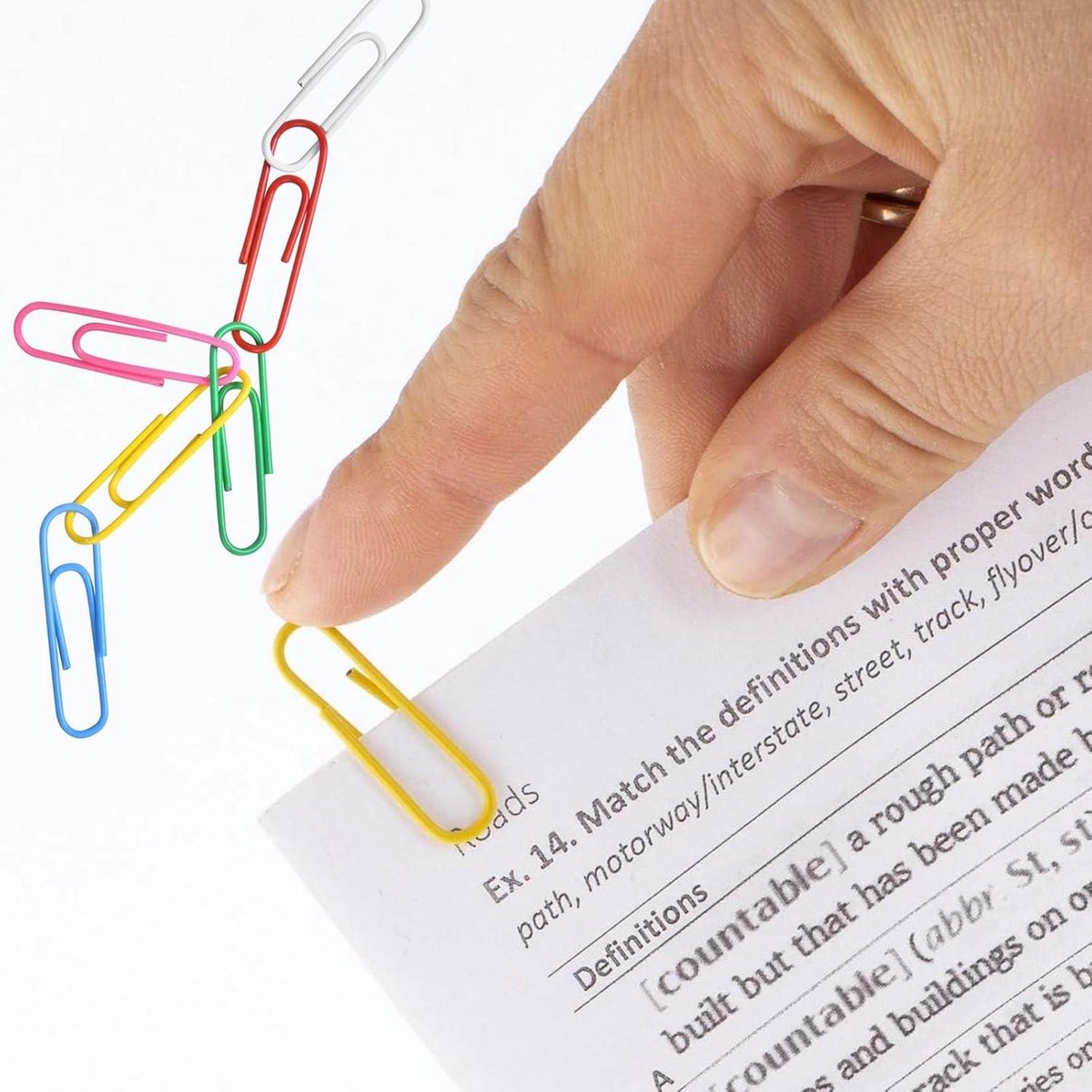 500 stuks kleurrijke papierclips voor kantoorschool - duurzaam en roestvrij - set met plastic doos