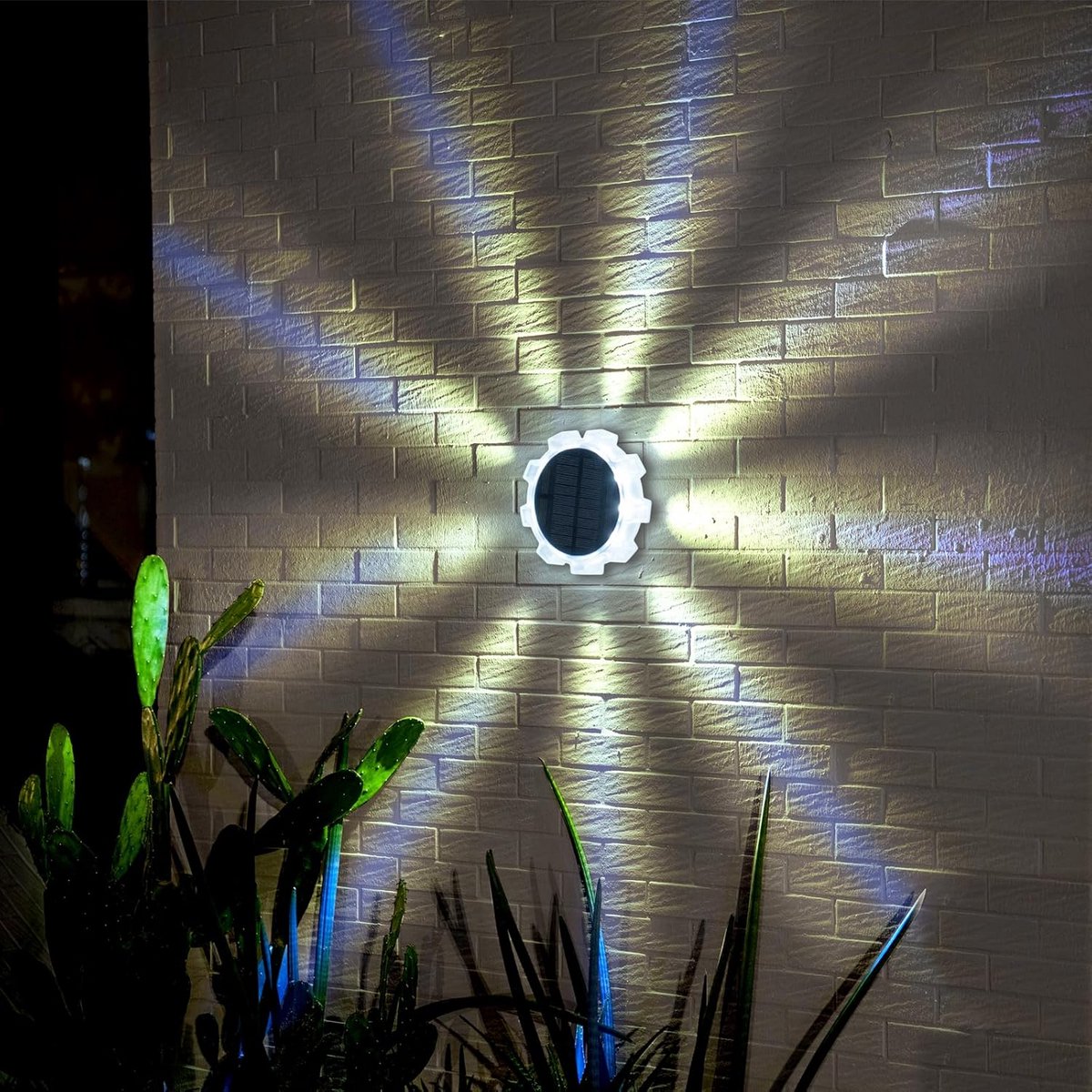 Zonnelampen voor buiten - Waterdichte tuinverlichting met 4 modi - 2 stuks - Koudwit LED wandlamp op zonne-energie