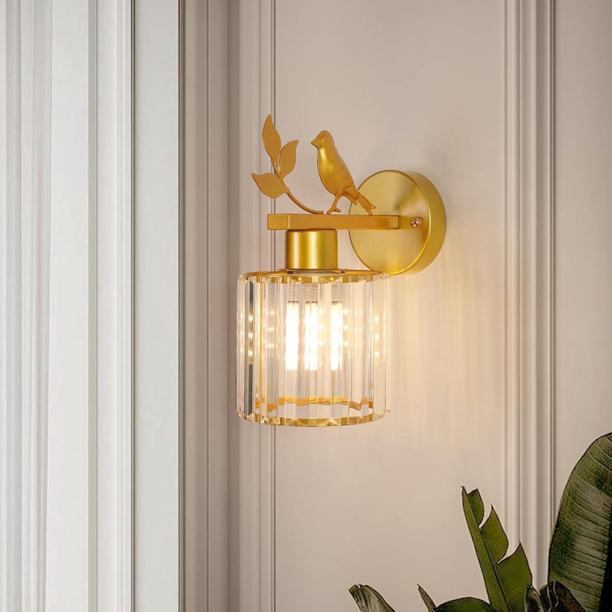 Kristallen Wandlamp - Vogelvormige Verlichting - Binnen Decoratie - Gepolijste Afwerking - 27 cm Hoog - Goudkleurig