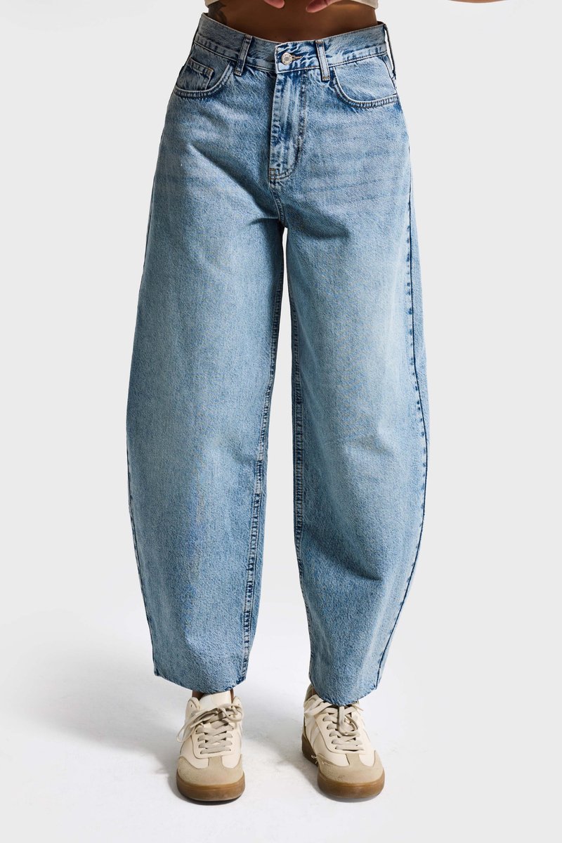 It's Basic - BAGGY HIGH RISE JEANS
