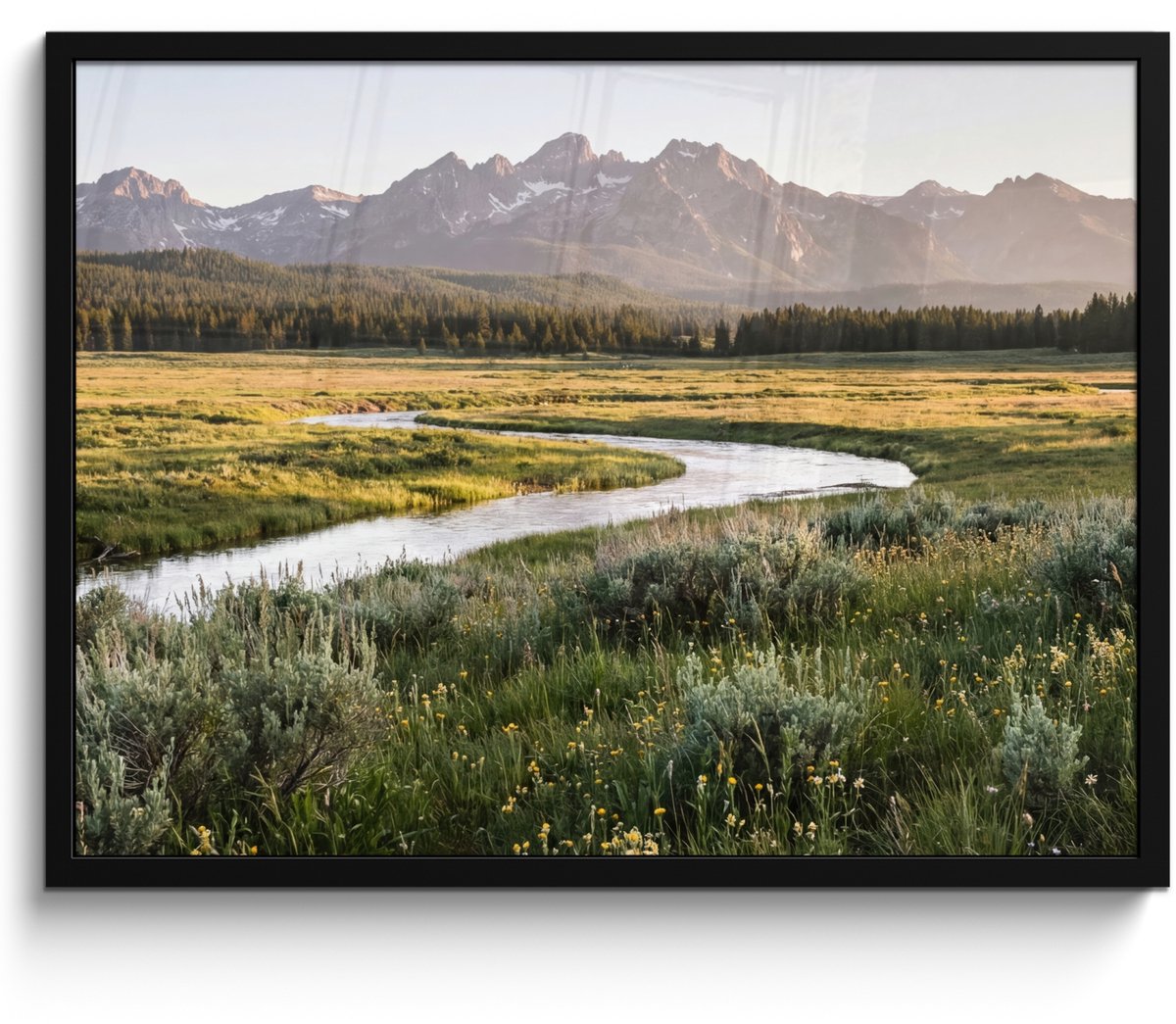 FrameYourWall Poster in lijst - Fotolijst 80x60 cm - Posters - Berglandschap - Rivier - Bos - Posterlijst zwart - Decoratie - Wanddecoratie woonkamer - Muurdecoratie slaapkamer