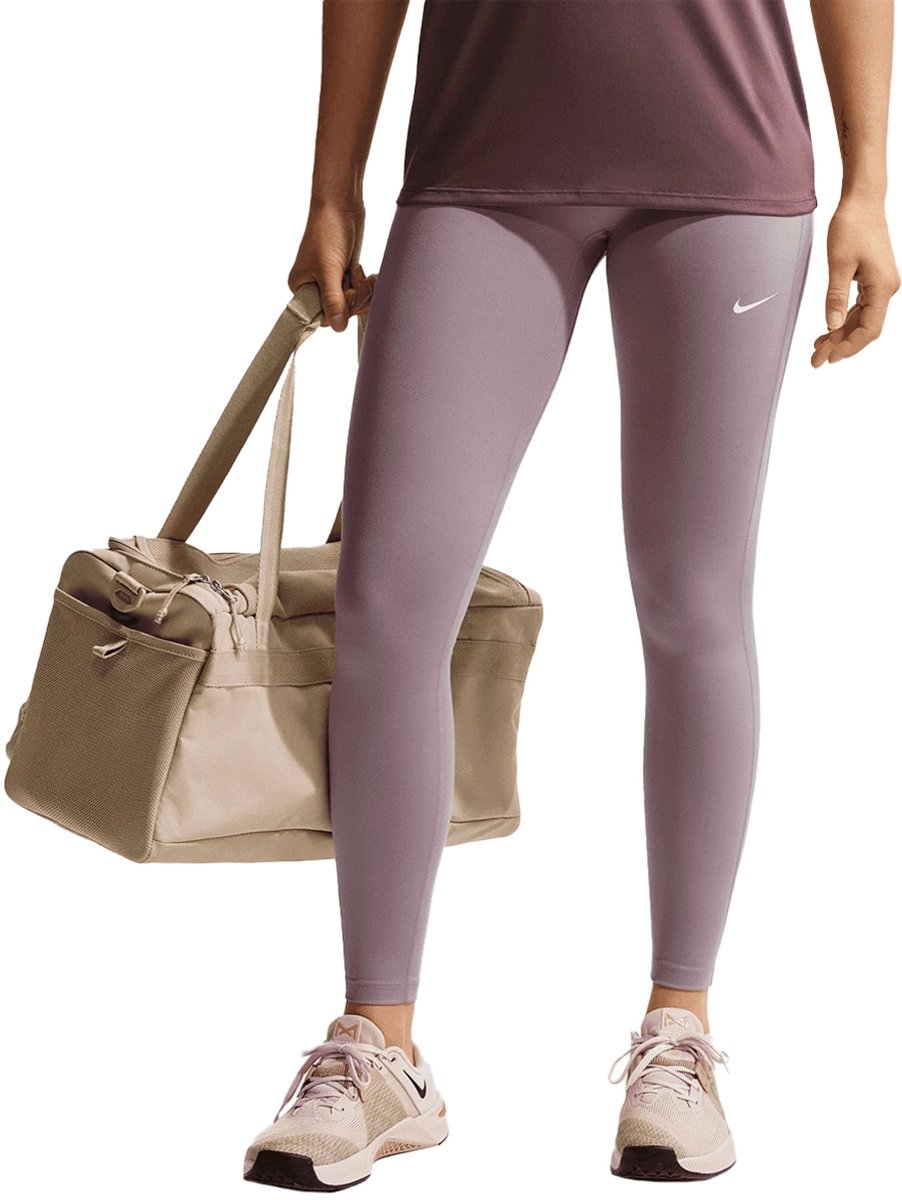 Nike one seamless front tight in de kleur . Paars