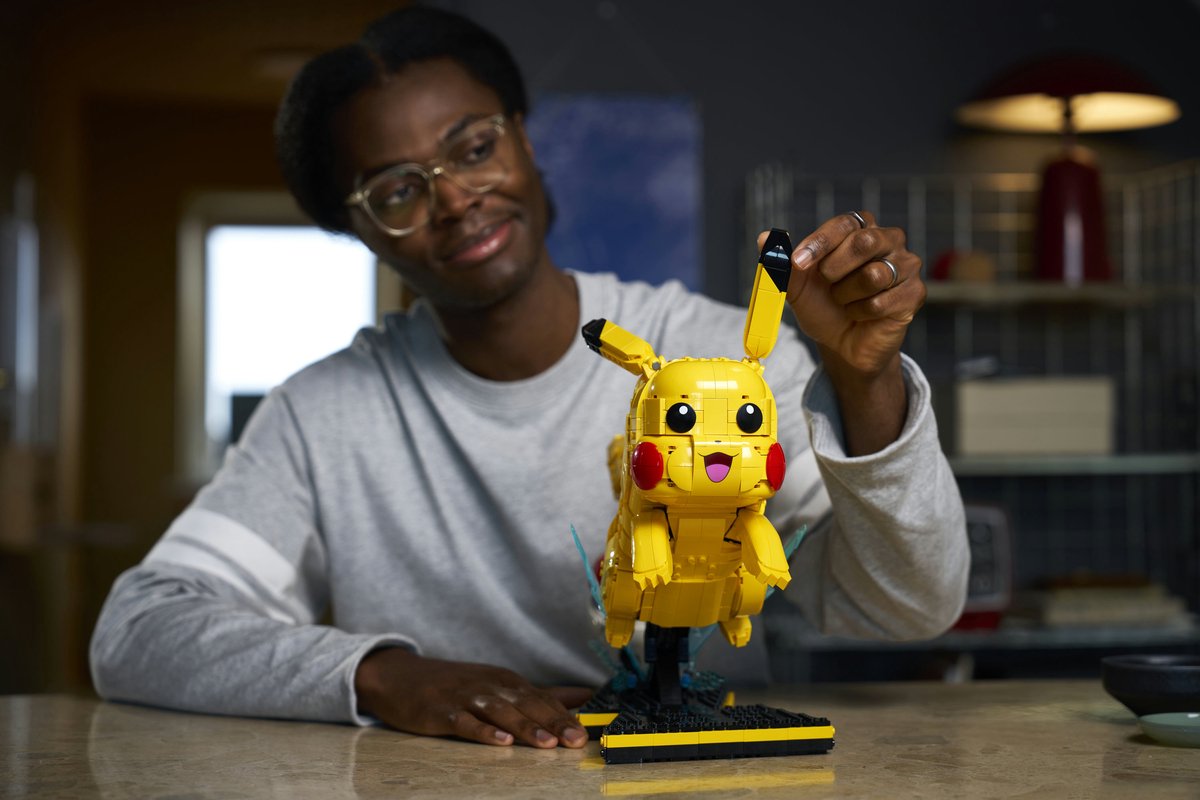 LEGO Pokémon Pikachu en Pokéball Bouwpakket voor Volwassenen en Woondecoratie - 72152 – foto 3