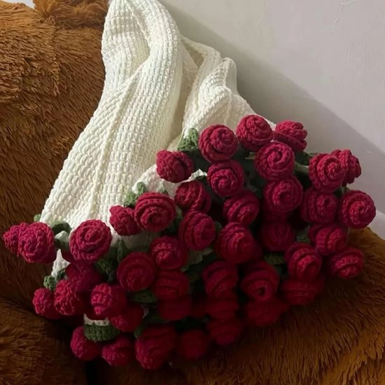 Kraftverdia Bloemenboeket Patroon Plaid – 110 cm – Handgehaakte Deken – Zachte en Lichtgewicht Gebreide Deken – Wit – Rozendeken – Omvormbaar tot een Boeketdeken