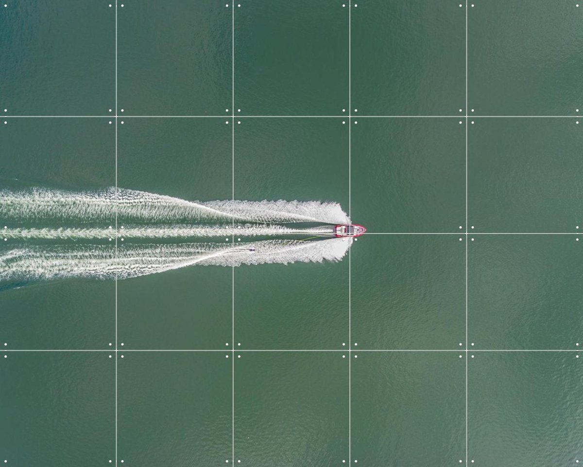 IXXI Speedboat, Kobayashi Tetsurou & Various - 100 x 80 cm - Gratis ophangtool - Grote wanddecoratie en posters - Fotografie, Mancave, Woonkamer
