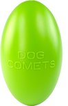 Groene ovale hondenbal met reliëftekst DOG COMETS in het midden.