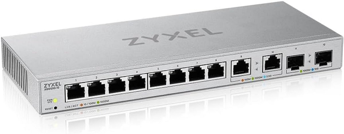 12-poorts Webbeheerbare Switch met 10G SFP+ en 2.5G Multi-Gigabit Poorten - Ventilatorloos Design