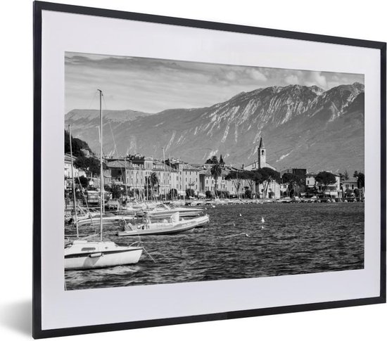 Foto: Fotolijst incl poster zwart wit het stadslandschap van toscolano maderno en het gardameer zwart wit 40x30 cm posterlijst