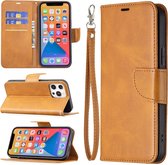 iPhone 13 Pro Hoesje - MobyDefend Wallet Book Case Met Koord - Lichtbruin - GSM Hoesje - Telefoonhoesje Geschikt Voor: Apple iPhone 13 Pro