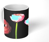 Mok - Drie boterbloemen op een zwarte achtergrond - 350 ML - Beker