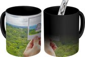 Magische Mok - Foto op Warmte Mok - Polaroid van een tempel in Tikal in het bos - 350 ML