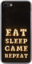Geschikt voor iPhone 8 hoesje - Gaming - Games - Quotes - Spreuken - Eat sleep game repeat - Siliconen Telefoonhoesje