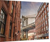 Doorkijk naar de Manhattan Bridge in New York - Foto op Plexiglas - 60 x 40 cm