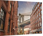Doorkijk naar de Manhattan Bridge in New York - Foto op Plexiglas - 90 x 60 cm