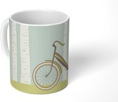 Mok - een fiets aan de rand van een bos met berken - 350 ML - Beker