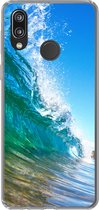Geschikt voor Huawei P20 Lite (2020) hoesje - Een close-up van een golf die breekt voor de kust van Hawaii - Siliconen Telefoonhoesje