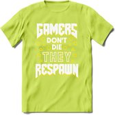 Gamers don't die T-shirt | Geel | Gaming kleding | Grappig game verjaardag cadeau shirt Heren – Dames – Unisex | - Groen - 3XL