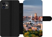 Bookcase Geschikt voor iPhone 12 Pro telefoonhoesje - Rotterdam - Skyline - Boom - Met vakjes - Wallet case met magneetsluiting