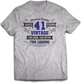 41 Jaar Legend - Feest kado T-Shirt Heren / Dames - Antraciet Grijs / Donker Blauw - Perfect Verjaardag Cadeau Shirt - grappige Spreuken, Zinnen en Teksten. Maat S