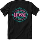 1973 The One And Only | Feest Kado T-Shirt Heren - Dames | Cobalt - Licht Roze | Perfect Verjaardag Cadeau Shirt | Grappige Spreuken - Zinnen - Teksten | Maat XXL