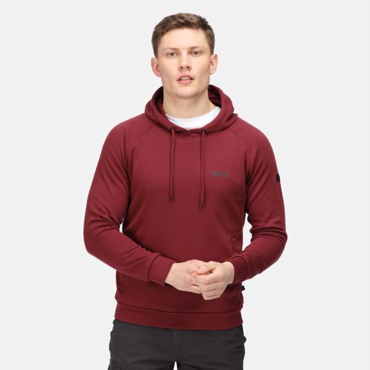 De Regatta Kassian Fleece outdoortrui heren woleffect met capuchon Donkerrood Purper