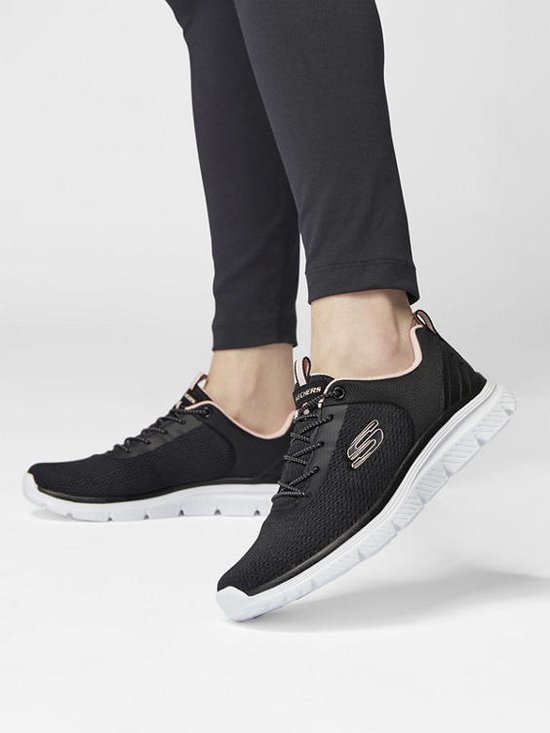 skechers Zwarte instapper memory foam - Maat 40 | bol.com
