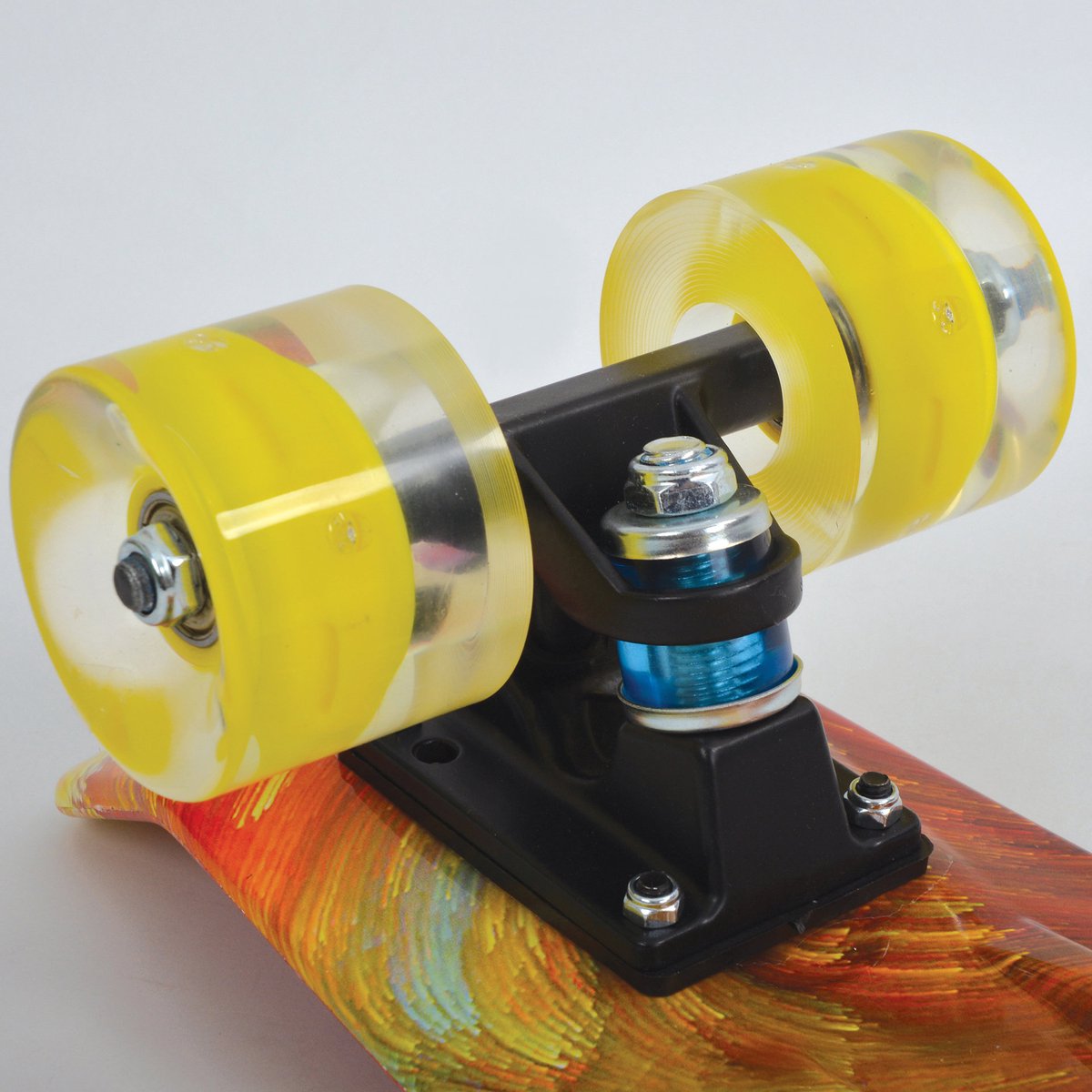 Schildkröt skateboard retro Free Spirit Hurricane met LED wielen. Multicolor
