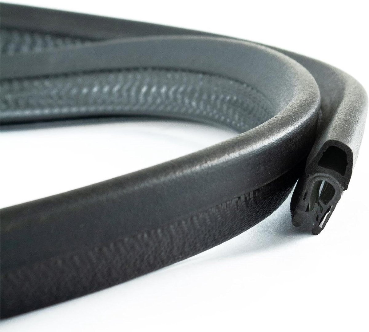 Deurafdichting Rubber - Tochtstrip Afdichting - Voertuig Afdichting - Zelfklem - 3 meter - Zwart
