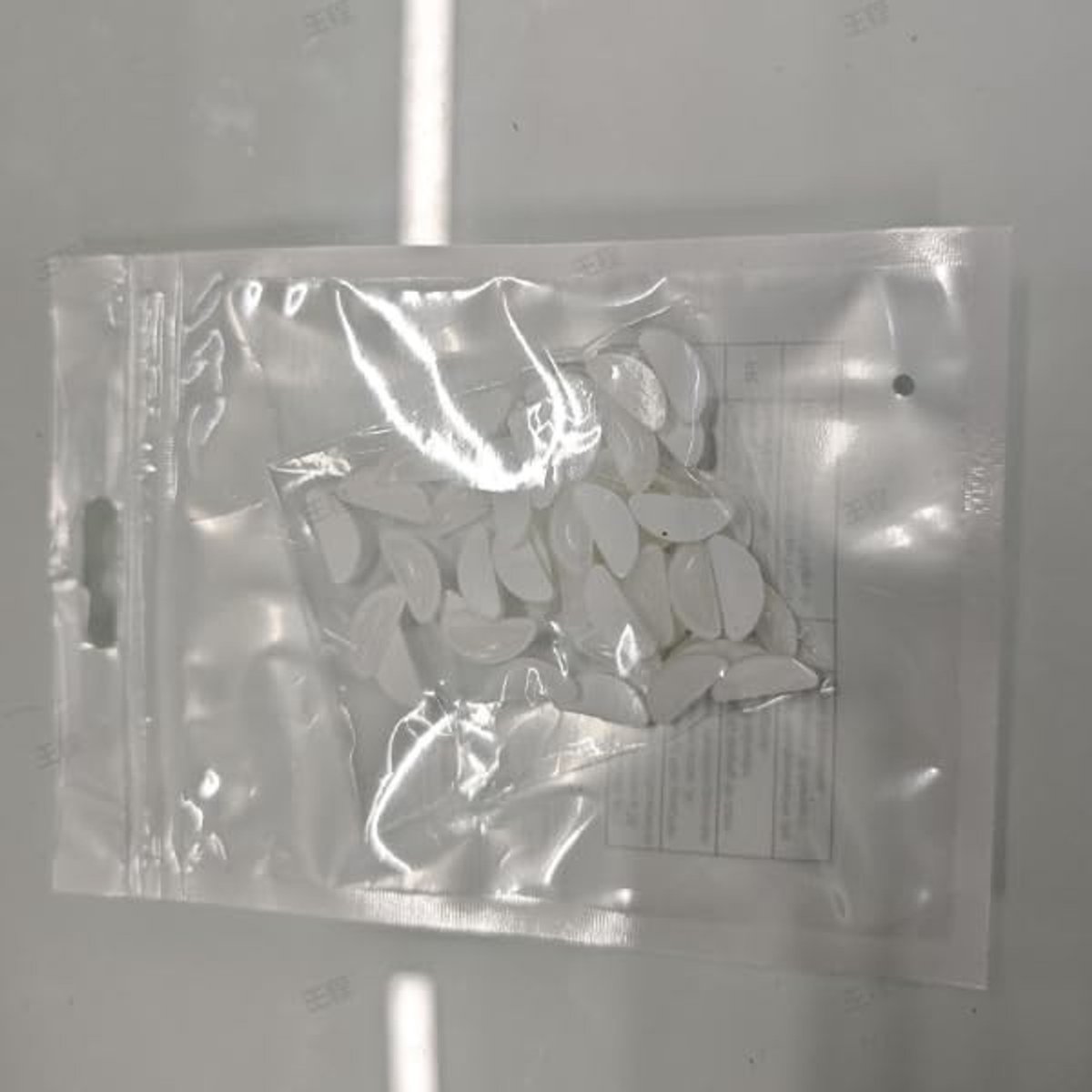 Allecto - Siliconen Antislip Neuspads - Comfortabele Neuskussens - Zelfklevend - Voor Brillen - Antislip Neuskussens - Ideaal voor dagelijks gebrui...