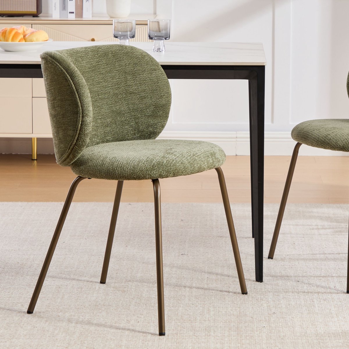 Clruro Eetkamerstoel - Chenille - Gebogen Rugleuning en Zachte Bekleding - Metaal - Groen