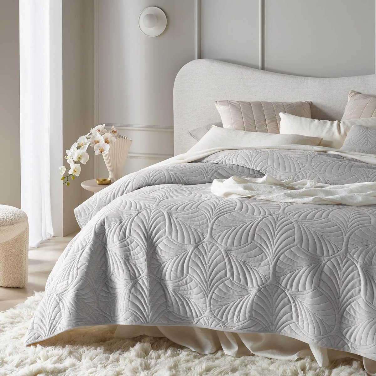 Dailygoods- Woondeken 220 x 240 cm - Fluweel - Duurzaam - Hoogwaardig Velours - Exclusief Design - Comfortabele Textuur - Sprei