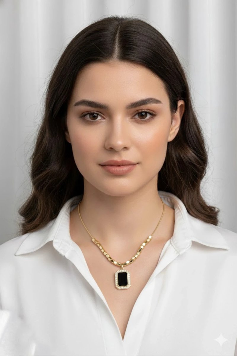 Dorvina Staal Dames Ketting Zirkonia Zwart Baguette Model Goudkleurig 316L Verkleurt Niet | Stijlvol en Duurzaam Sieraad