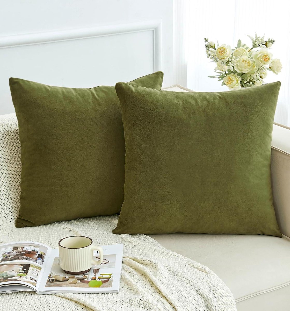Kussenslopen Set - Decoratieve Hoezen - Bank Aankleden - Zacht Pluche Materiaal - 50 x 50 cm - Olijfgroen