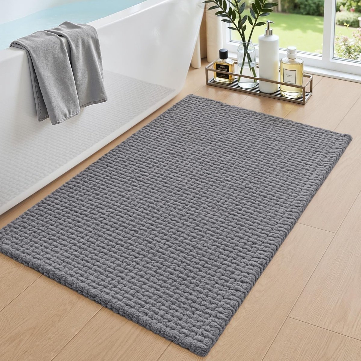 Zachte en Sneldrogende Chenille Badmat 50x80cm, Absorberend en Antislip, Ideaal voor Badkamer en Douche, Grijs