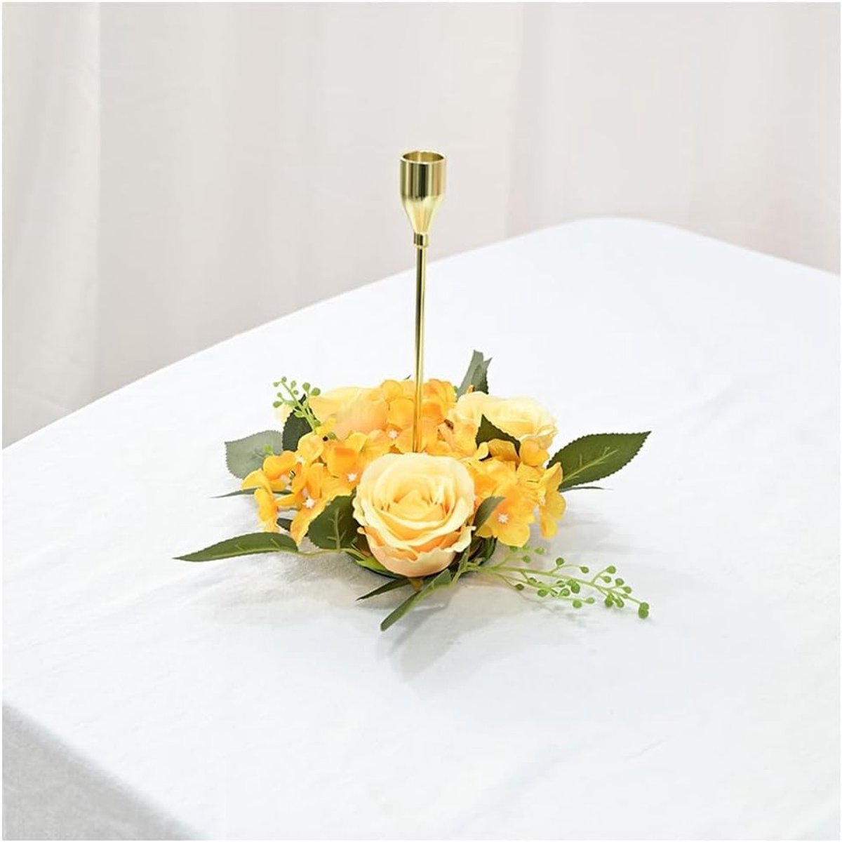 Decoratieve Kaarsringen met Kunstbloemen en Wreath voor Tafelversiering, Bruiloft en Feest, Geel