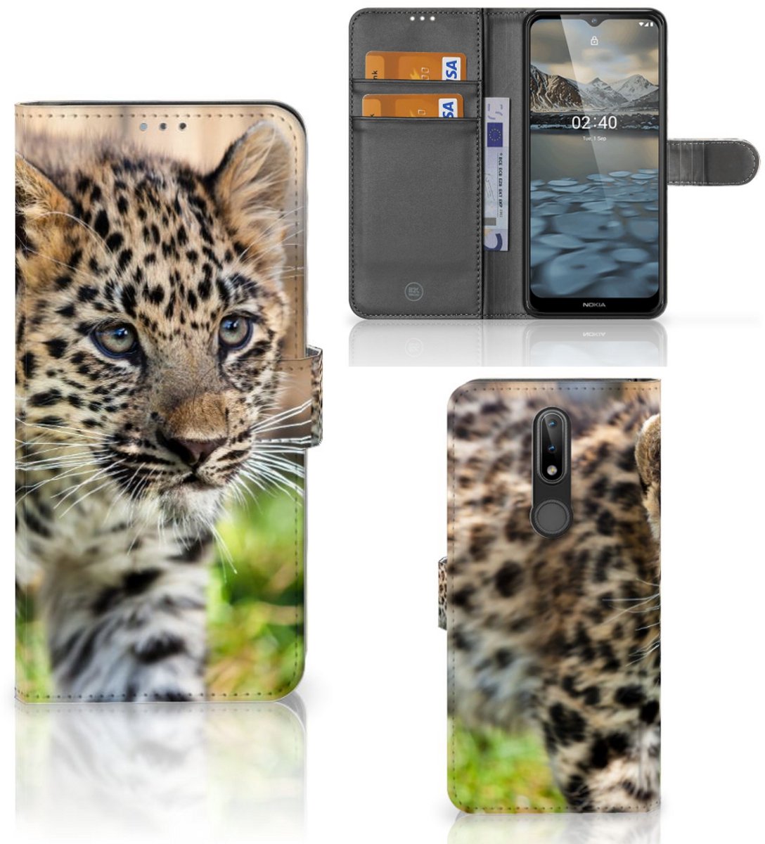 Nokia 2.4 Telefoonhoesje met Pasjes Baby Luipaard