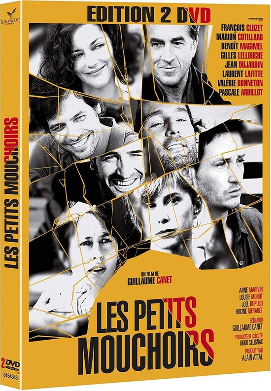 DVD-hoes met collage van gezichten van de cast van 'Les Petits Mouchoirs', inclusief tekst.