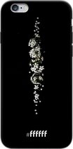 6F hoesje - geschikt voor iPhone 6s -  TPU Case - White flowers in the dark #ffffff