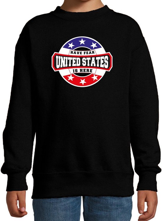 Have fear United States is here sweater met sterren embleem in de kleuren van de Amerikaanse vlag - zwart - kids - Amerika supporter / Amerikaans elftal fan trui / EK / WK / kleding 98/104