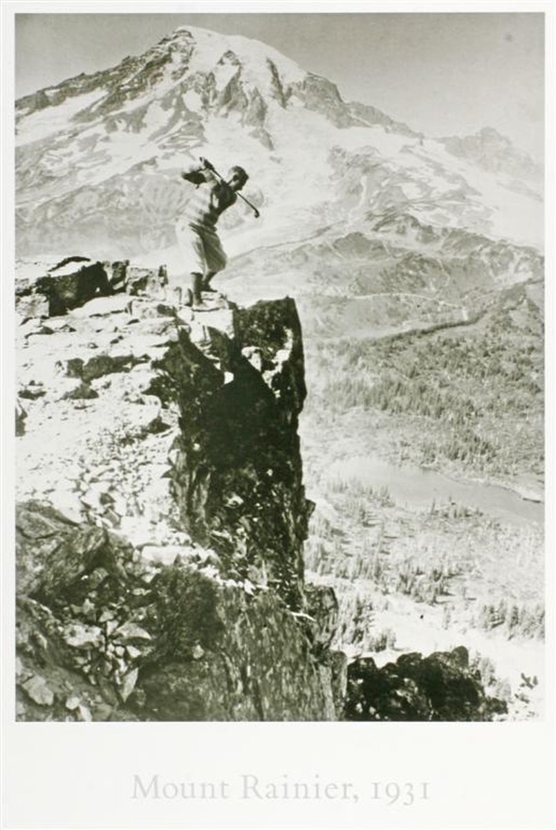 Catch Projecten Poster - Mount Rainier, 1931 - Bettmann Archive - Zwart/Wit - Fotografie - Jaren 80