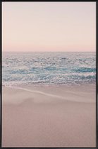 JUNIQE - Poster in kunststof lijst Rosegold Beach Morning -20x30