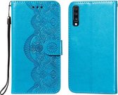 Voor Samsung Galaxy A70 Flower Vine Embossing Pattern Horizontale Flip Leather Case met Card Slot & Holder & Wallet & Lanyard (Blue)